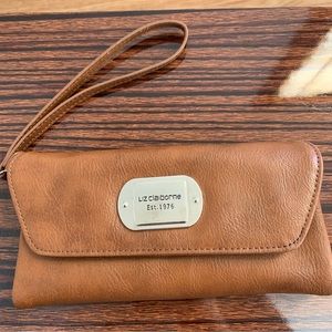 LIZ CLAIBORNE - Tri-fold Wristlet Wallet